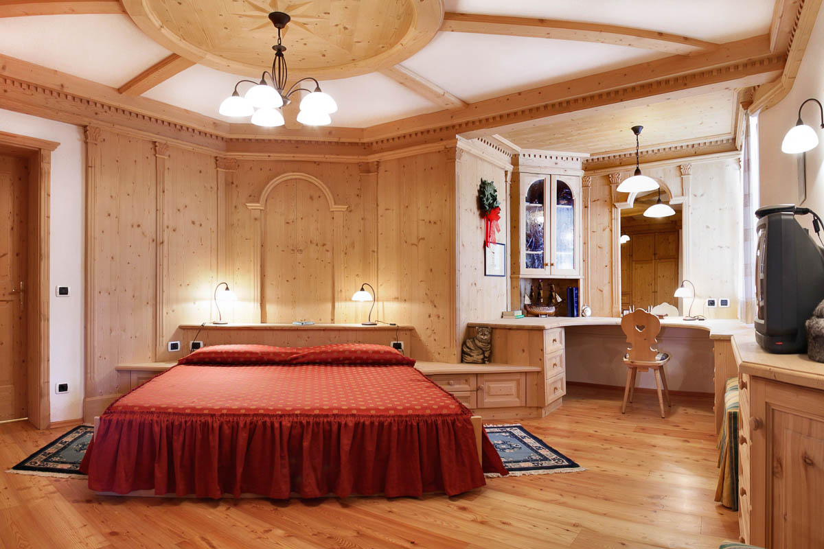 Corvara – Chalet Alt***, Four room apartment